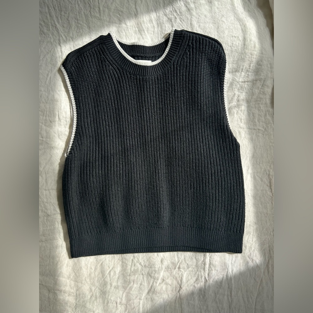 Abercrombie Sweater Tank - Picture 4 of 8